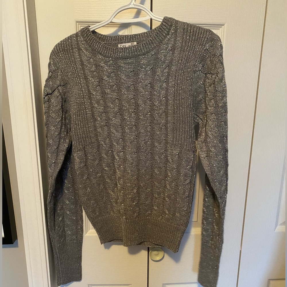 NWOT Dex long sleeve sweater, size small